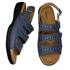 NEW Trotters Tonya leather studded strap sandals shoes women’s 7.5 N boho travel